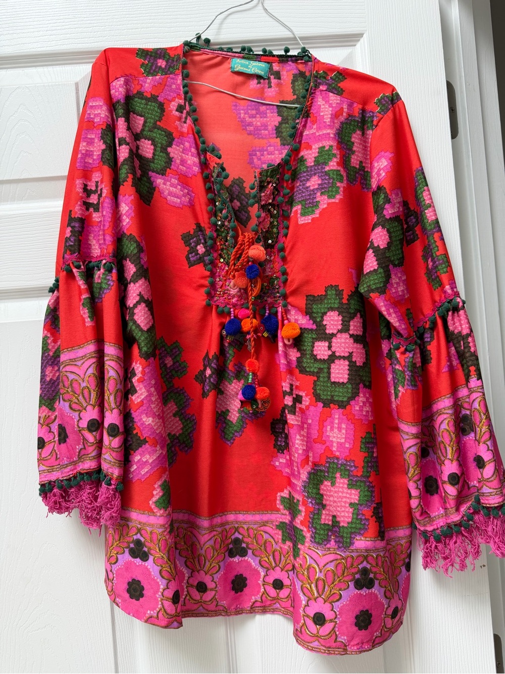 Boho Floral V-Neck Tunic with Pom Tassels - Red/Pink